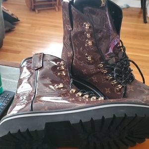 Mens Louis Vuitton boots
